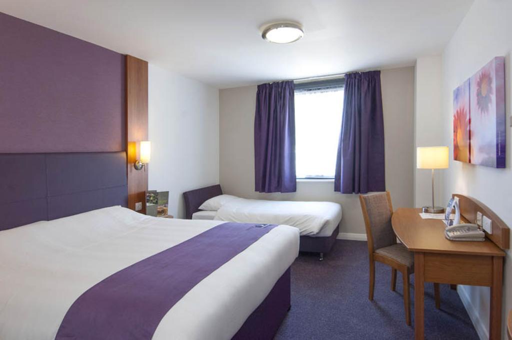 Premier Inn Sheffield Arena Δωμάτιο φωτογραφία