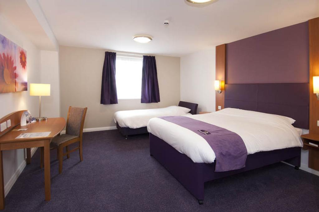 Premier Inn Sheffield Arena Δωμάτιο φωτογραφία